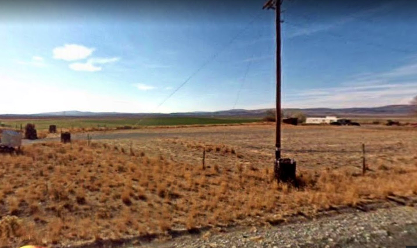 10 Acres Land in Christmas Valley, Oregon 97756 BARGAIN LAND AND FARM